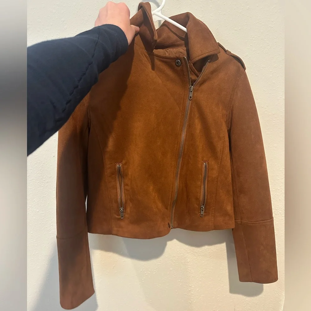BB Dakota Brown Suede Jacket - Picture 1 of 2